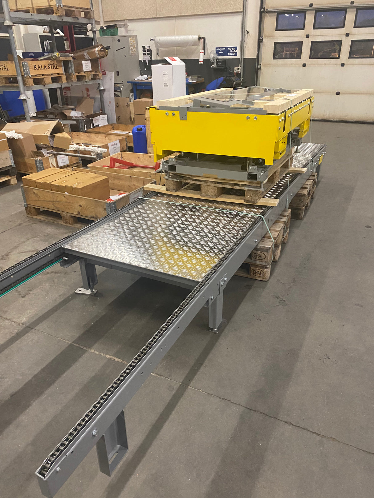 Chain conveyor