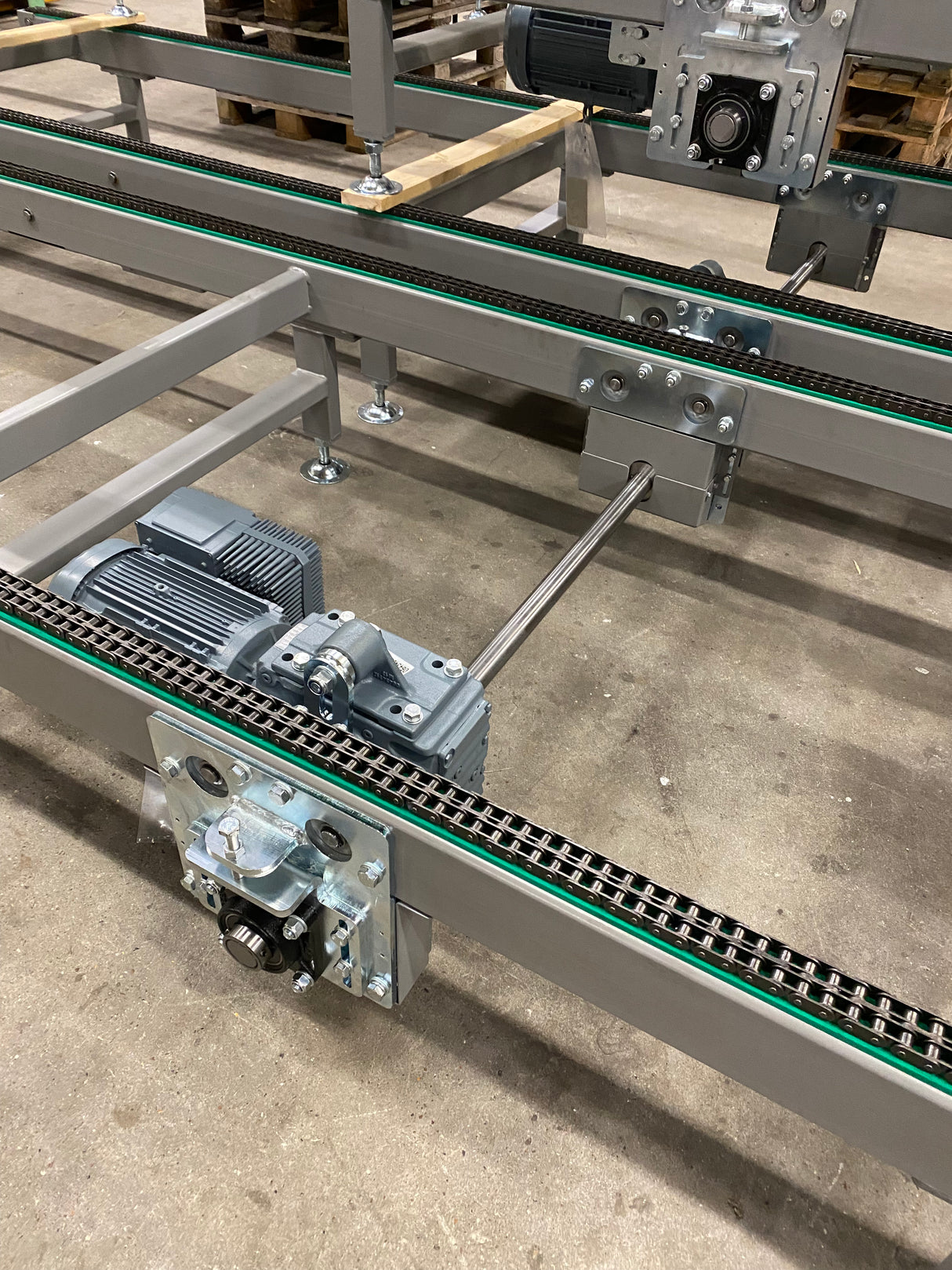 Chain conveyor